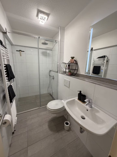 Chic Apartment in the Heart of Mönchengladbach - Gallery - 7