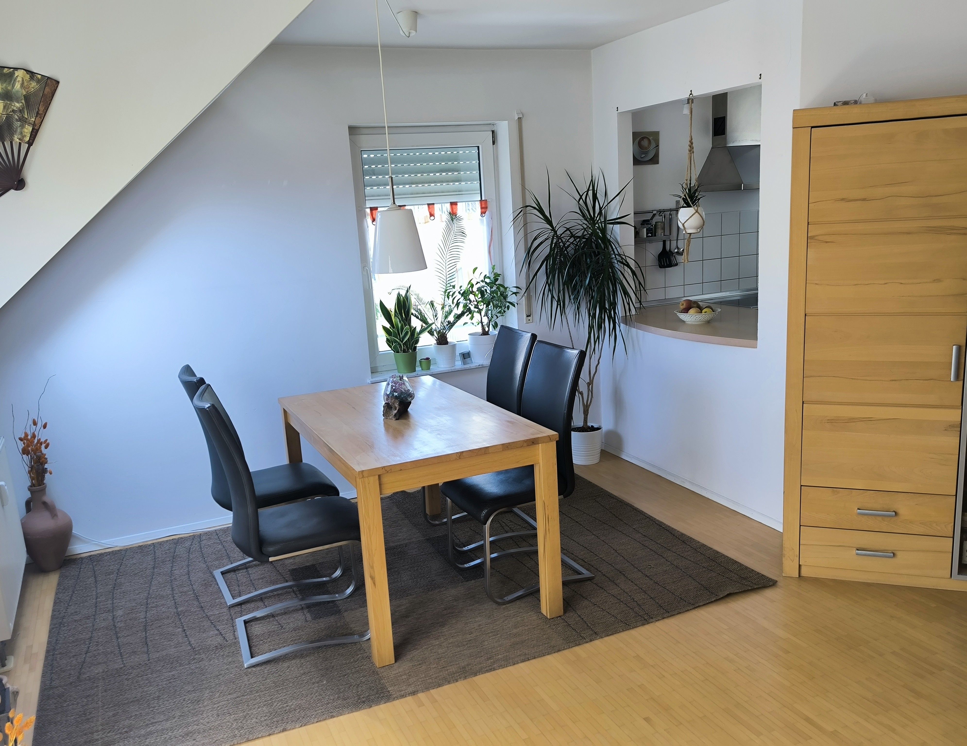 Exclusive Furnished Maisonette With Home Office In A Green Setting - 9