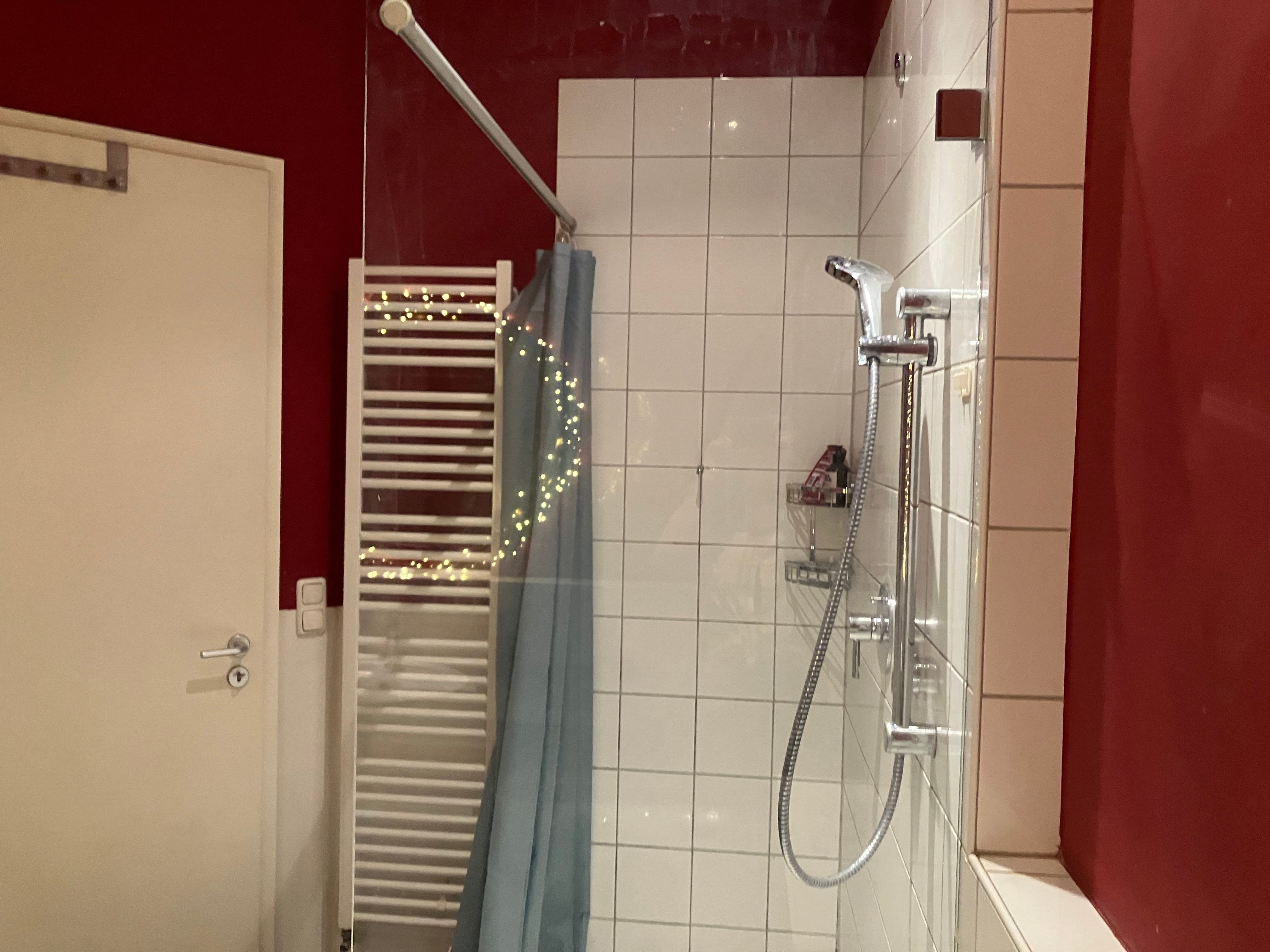 Inviting Apartment In Düsseldorf - 17