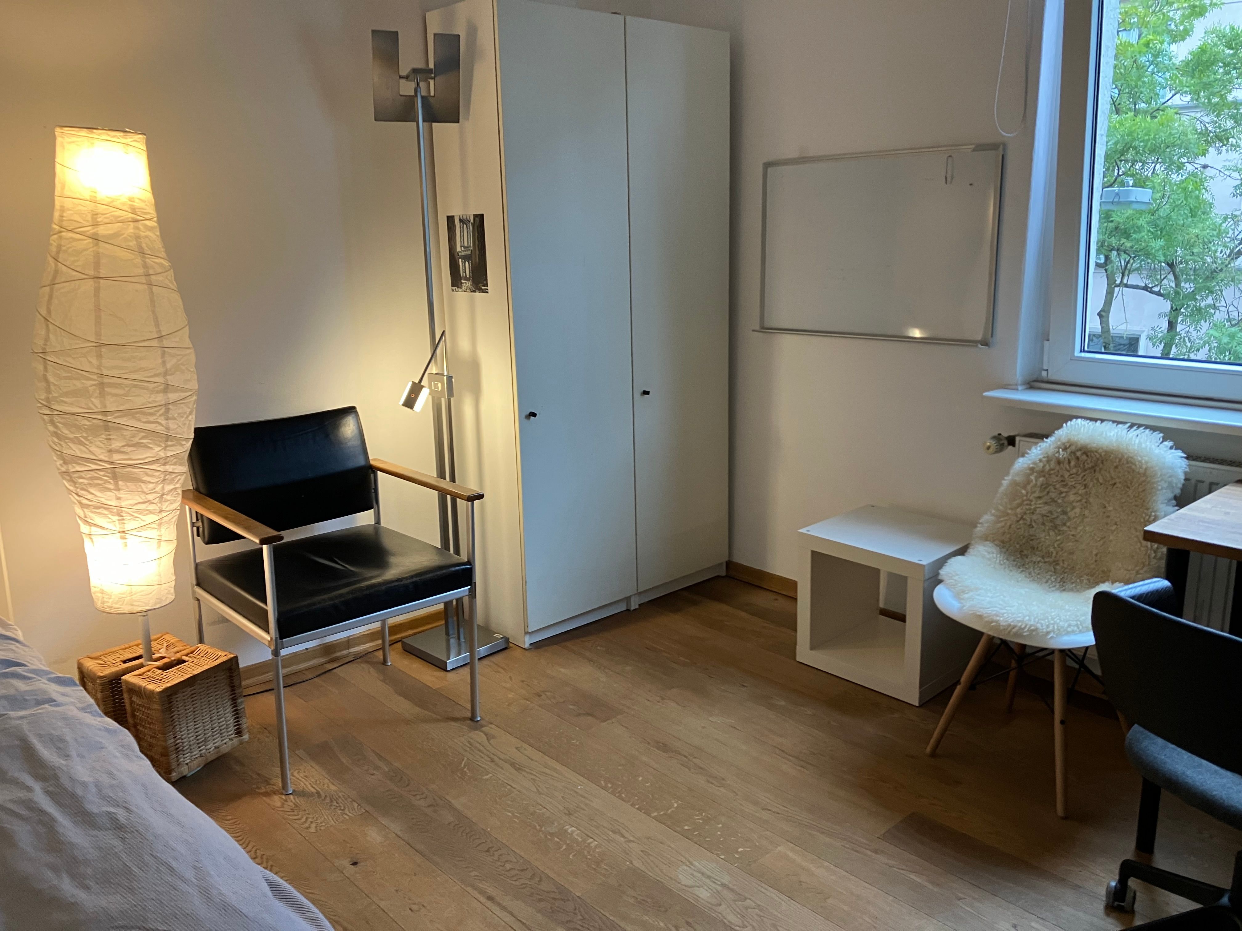 Inviting Apartment In Düsseldorf - 19