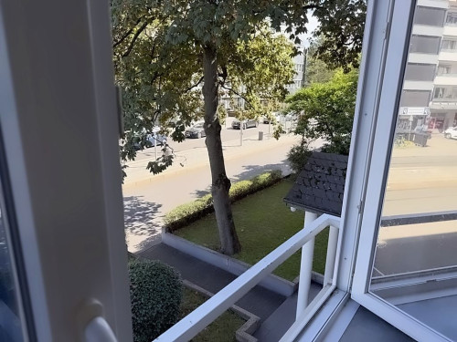 Chic Furnished Apartment in City Center – Move-In Ready with Premium Amenities - Gallery - 5