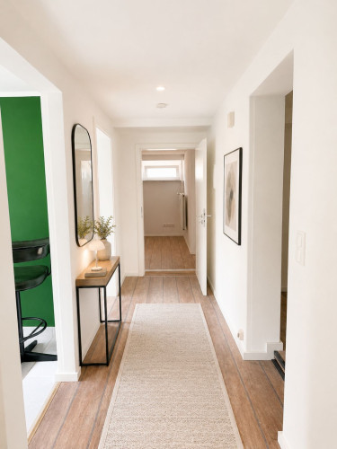 Fully furnished business apartment with private terrace & garden | All-inclusive | 68 m²