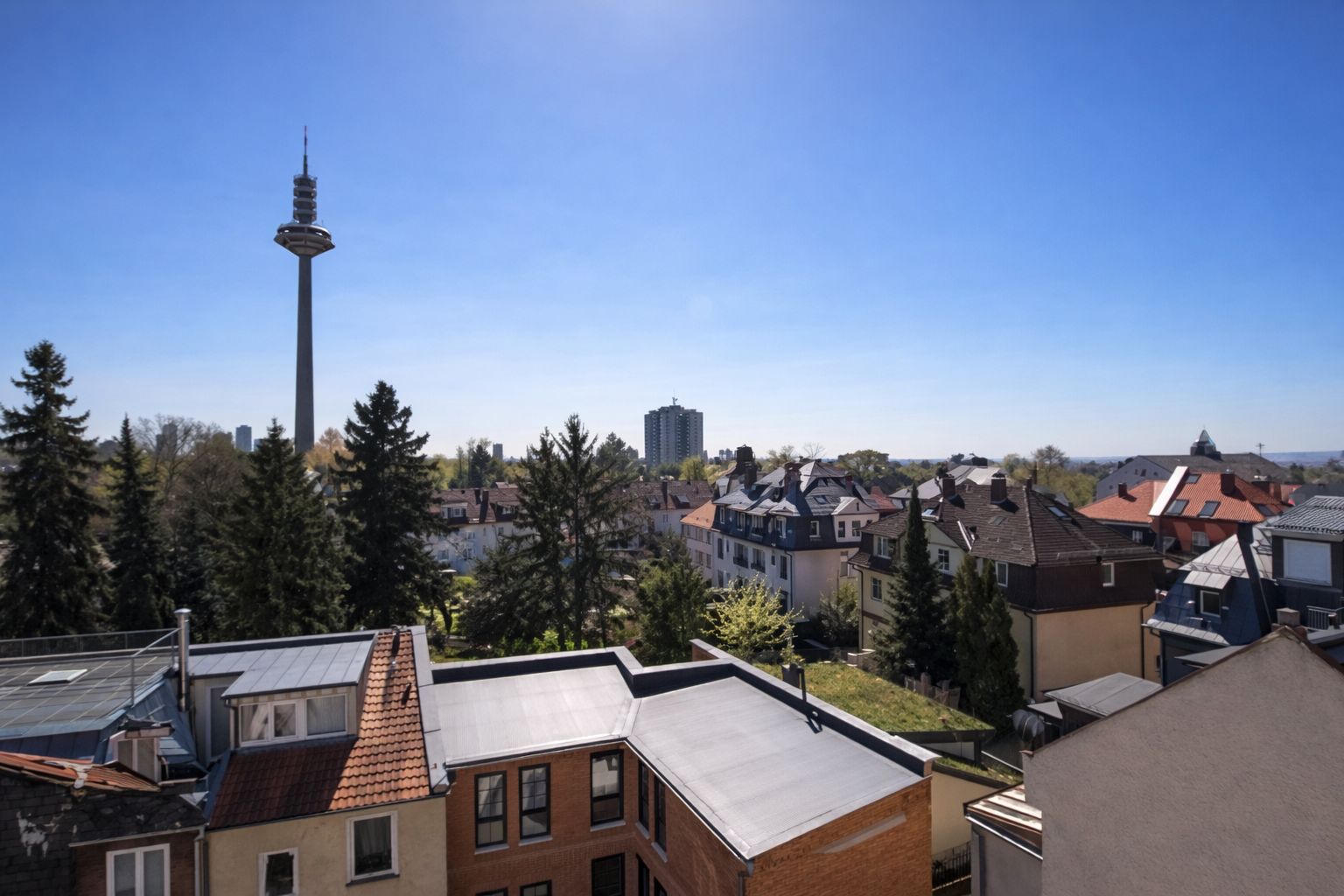 Spacious 2 Bedrooms + Home Office Apartment In Frankfurt Ginnheim - 2