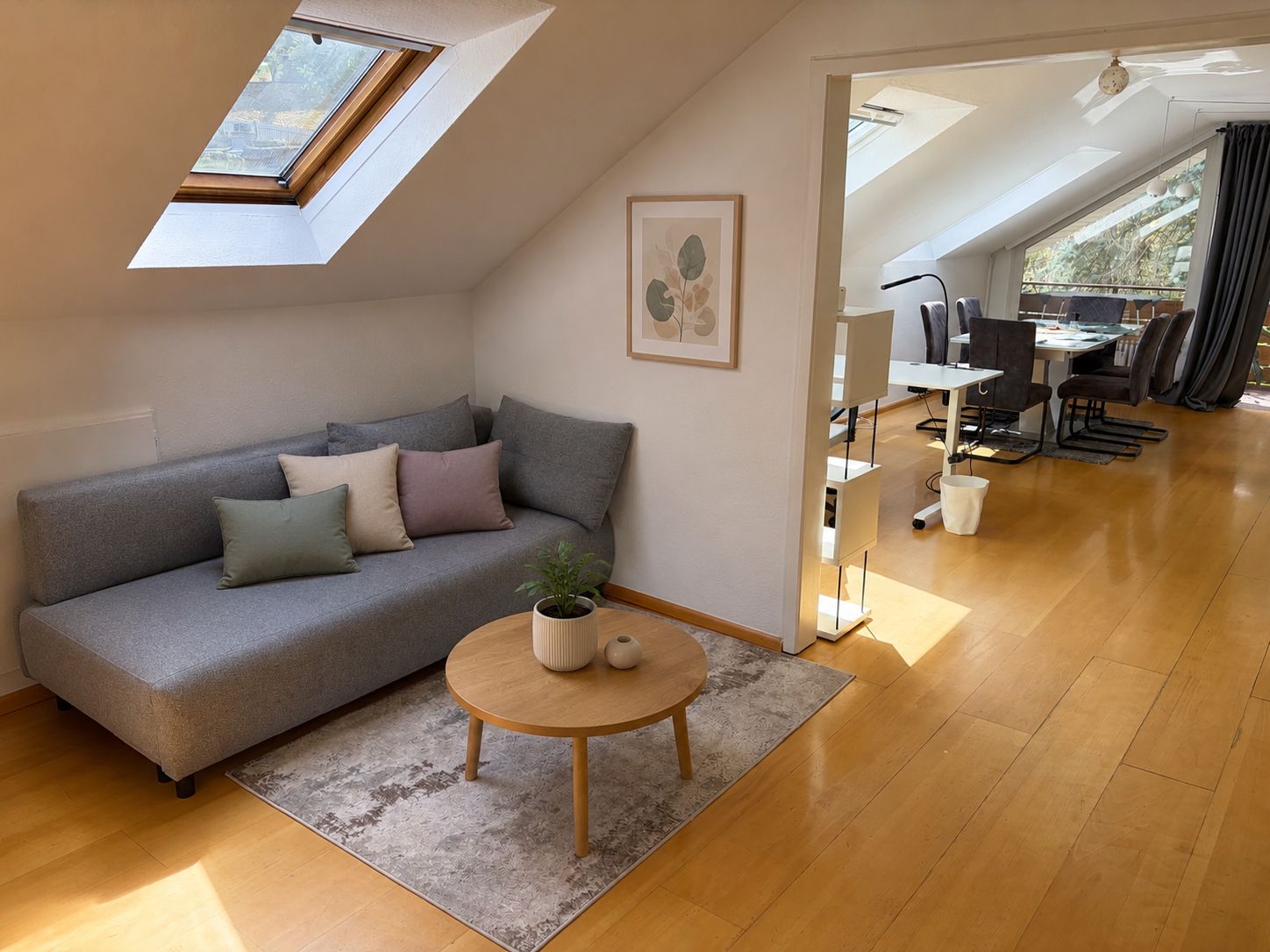 Spacious Panoramic Penthouse Flat - 12
