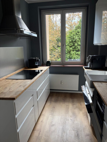 Beautiful, renovated period apartment centrally located in Düsseldorf directly on the green Schillerplatz - Gallery - 10