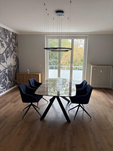 Beautiful, renovated period apartment centrally located in Düsseldorf directly on the green Schillerplatz - Gallery - 13
