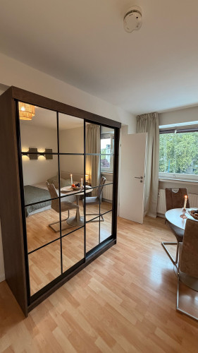Newly Renovated & Fully Furnished Apartment – Directly at Düsseldorf Central Station - Gallery - 14