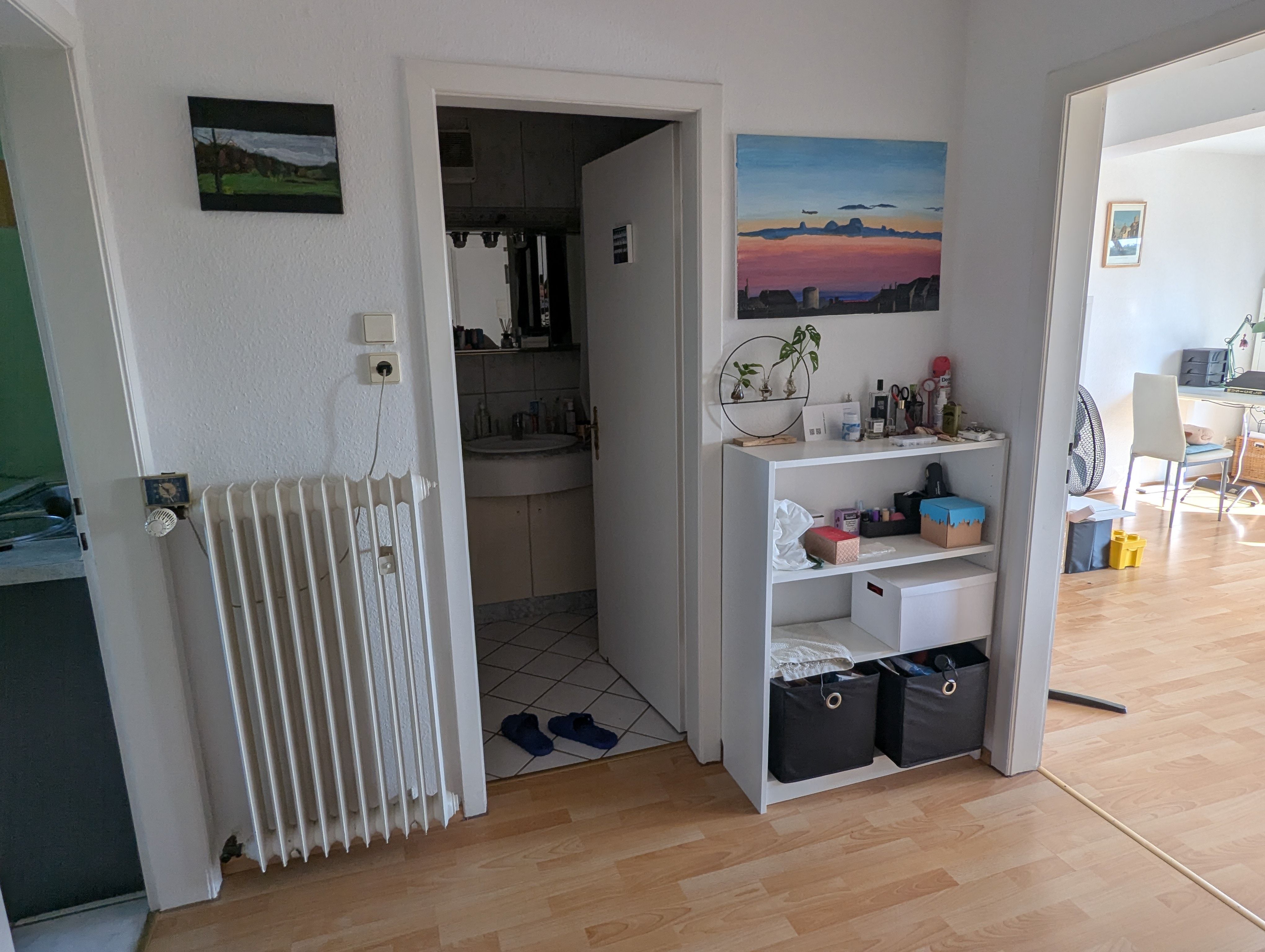 Beautiful Apartment With Two Balconies And Fantastic View In Düsseldorf - 9
