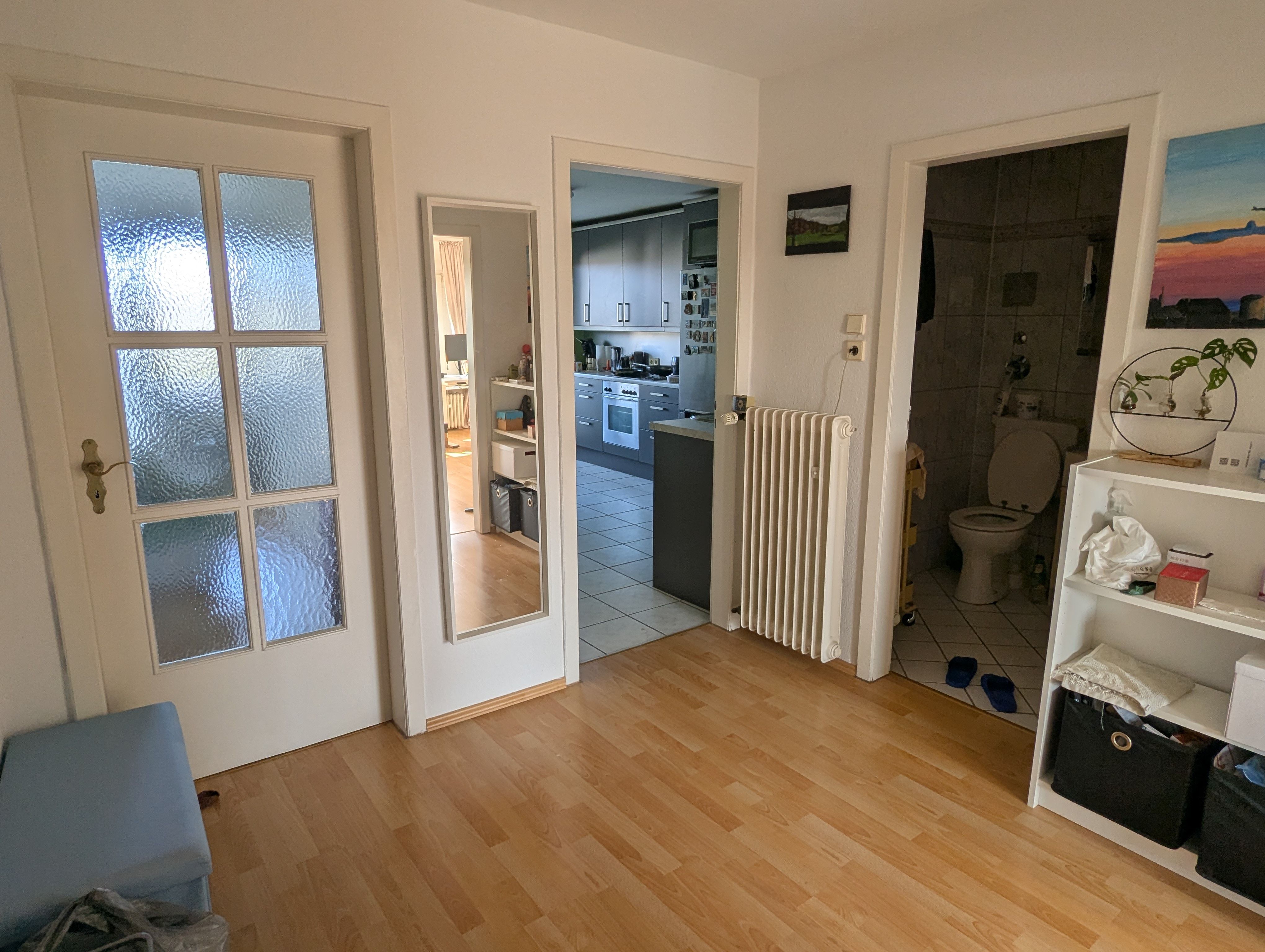 Beautiful Apartment With Two Balconies And Fantastic View In Düsseldorf - 10