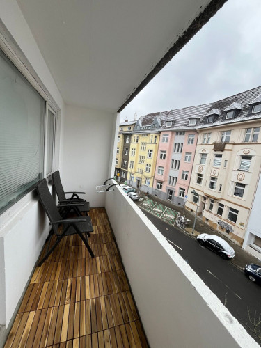 Renovated furnished 1-bedroom apartment with balcony and air conditioning in Düsseldorf-Bilk - Gallery - 5