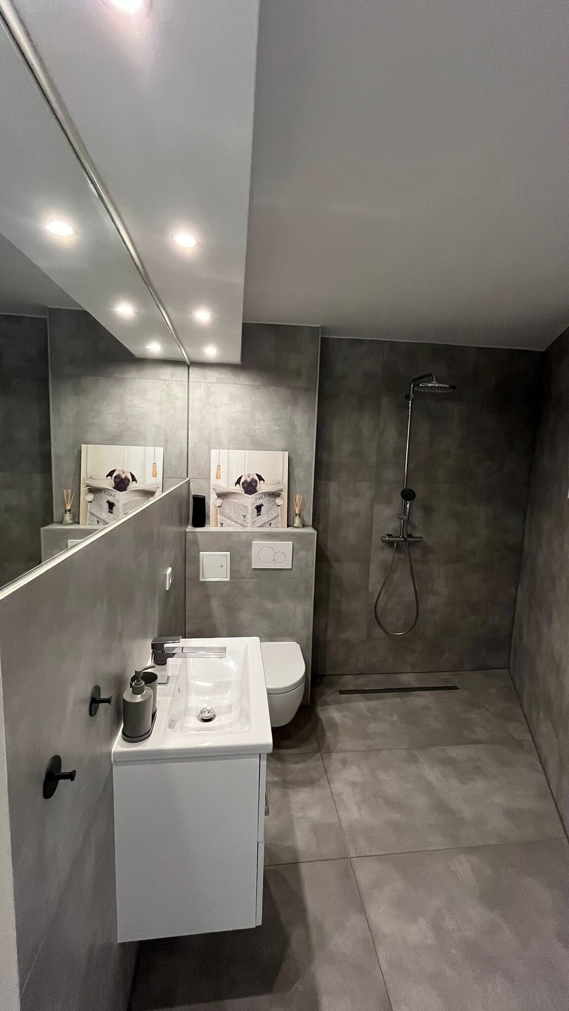 Renovated Furnished 1-Bedroom Apartment With Balcony And Air Conditioning In Düsseldorf-Bilk - 7