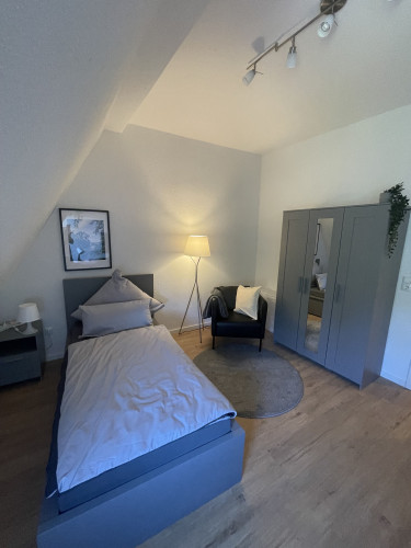 Elfriede6: fantastic renovated quiet apartment in GE for rent - Gallery - 2