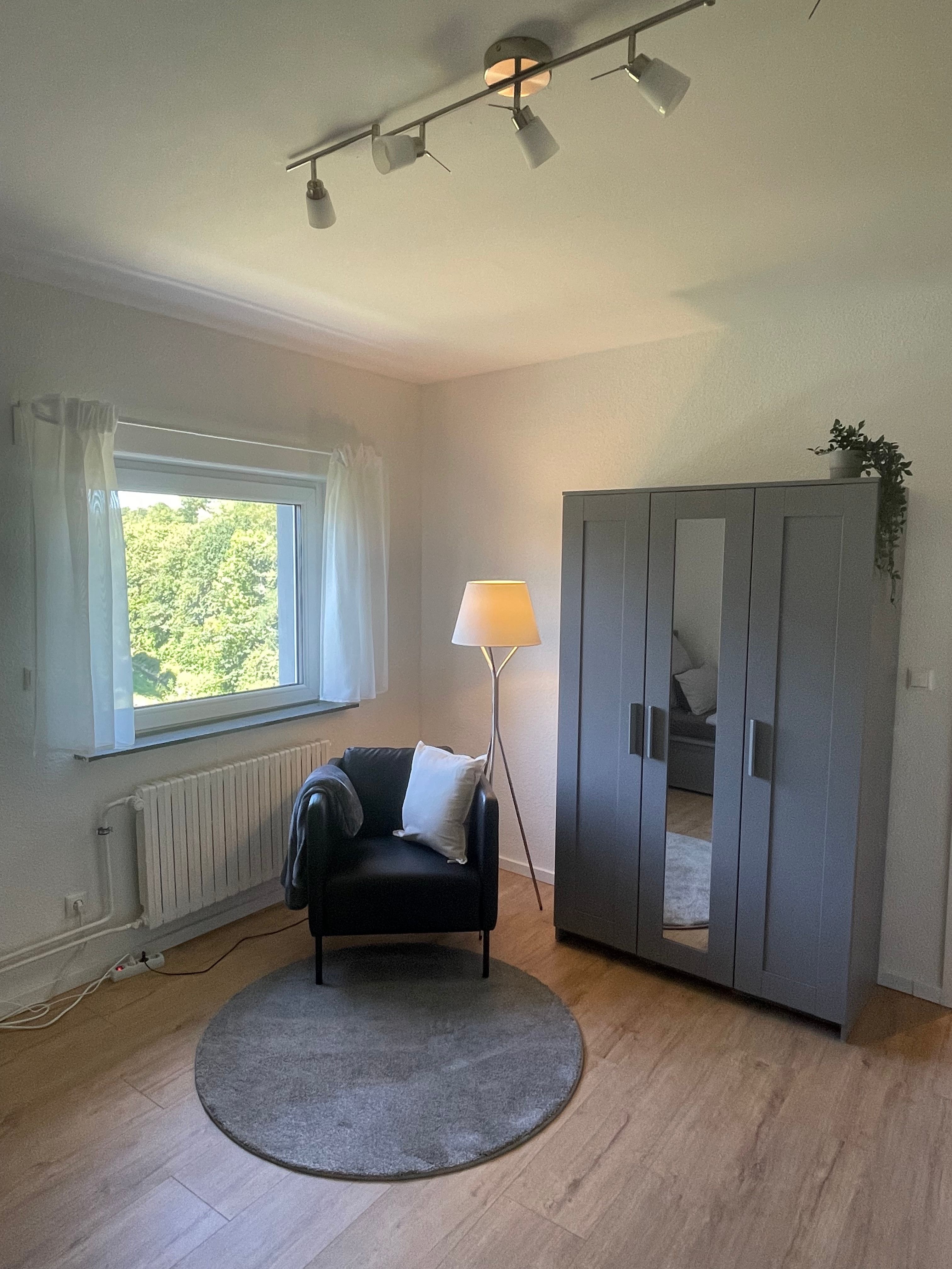 Elfriede6: Fantastic Renovated Quiet Apartment In GE For Rent - 5