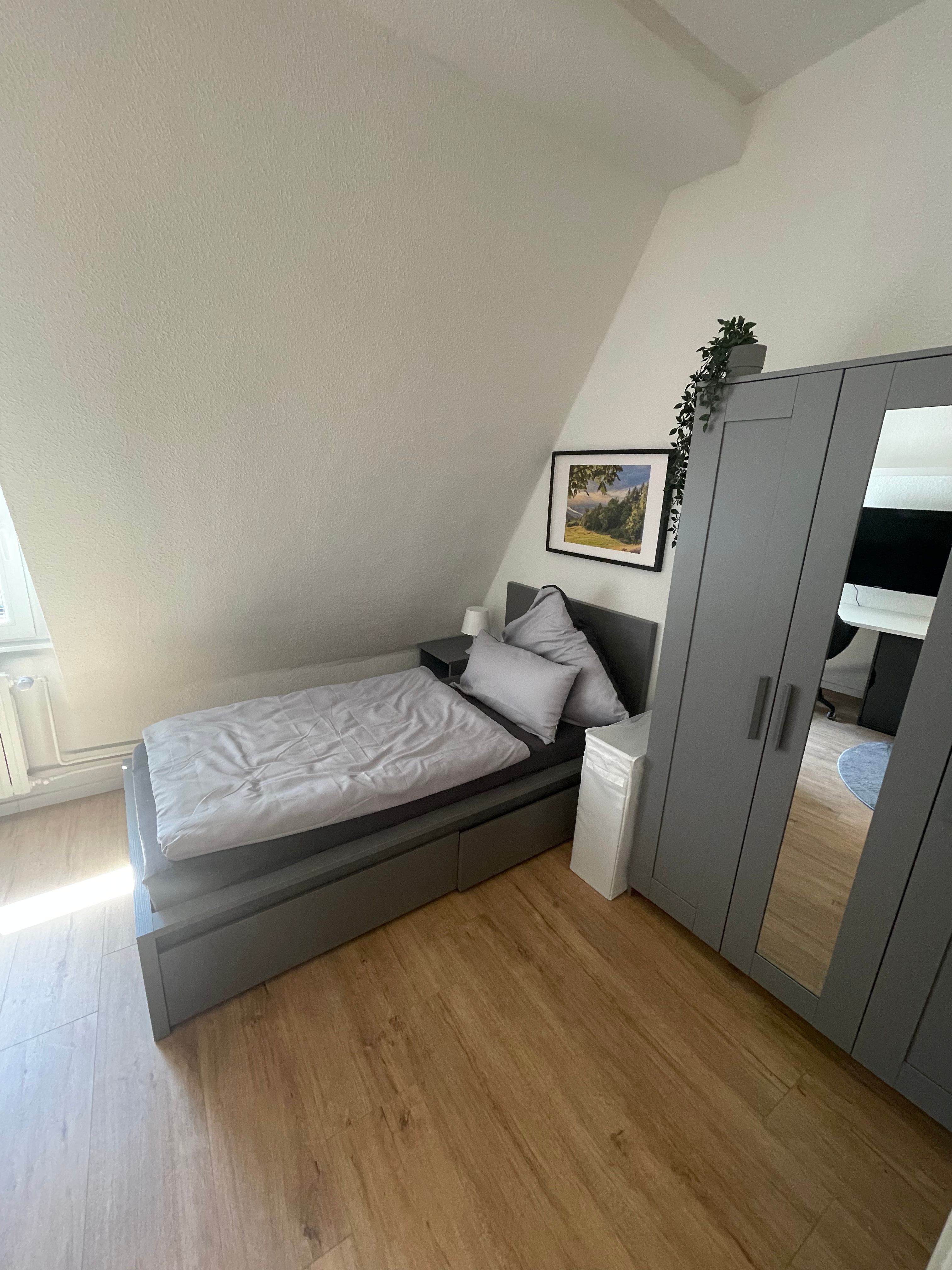 Elfriede6: Fantastic Renovated Quiet Apartment In GE For Rent - 2