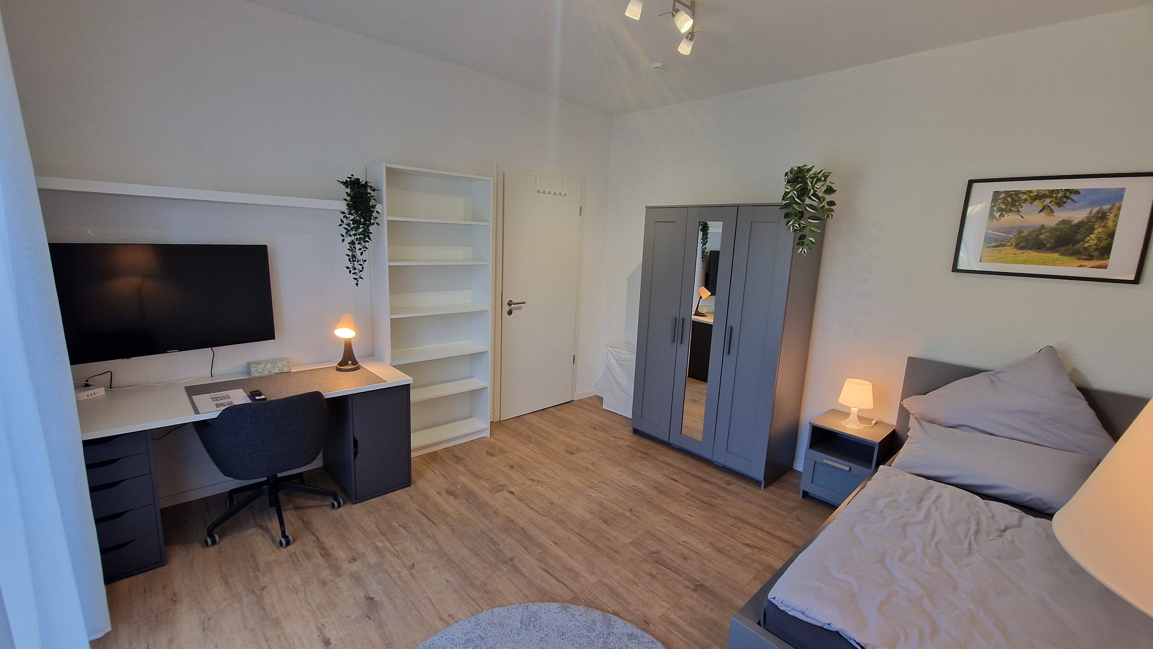 Elfriede2: Fantastic Renovated Quiet Apartment In GE For Rent - 9