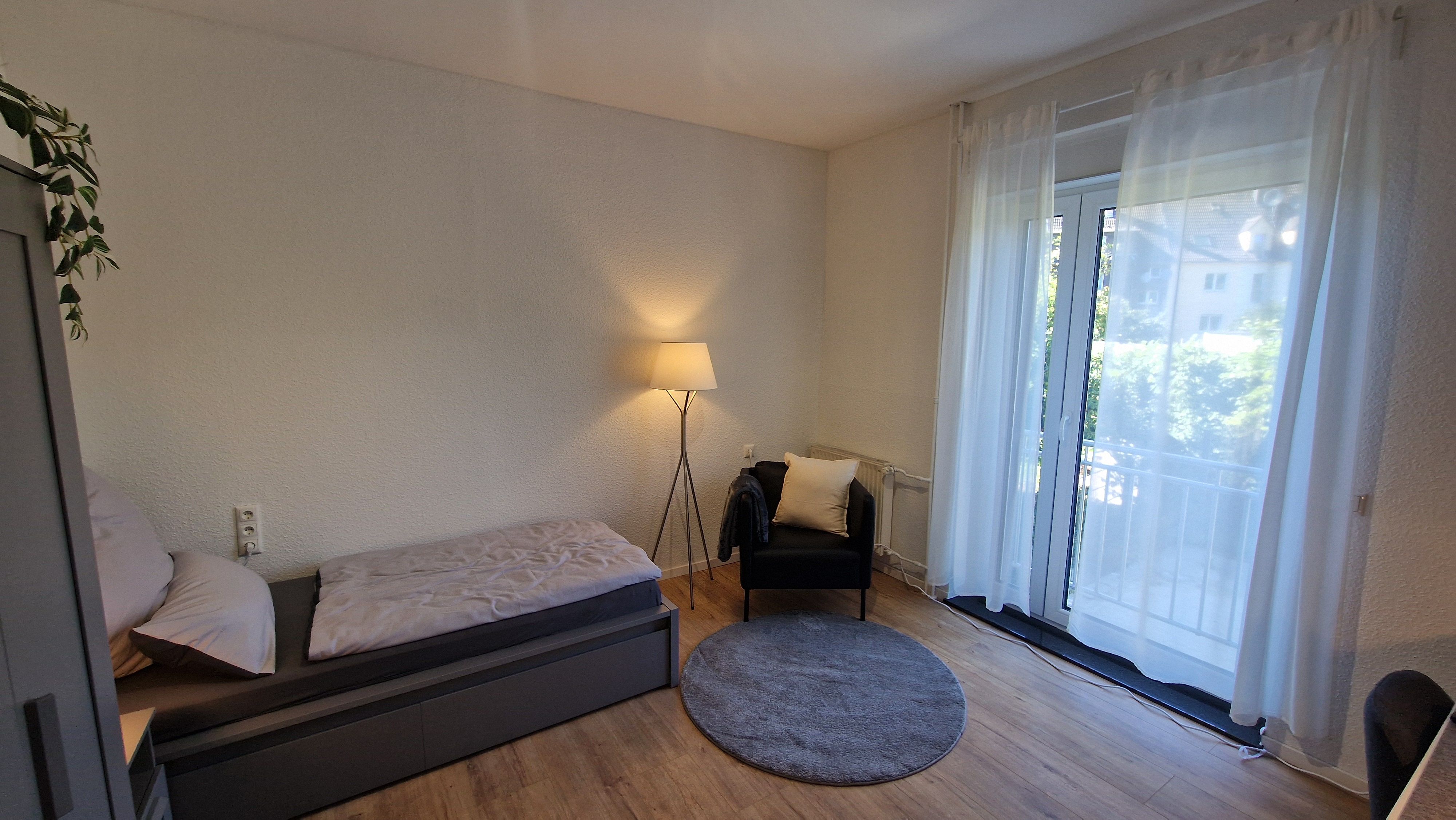 Elfriede2: Fantastic Renovated Quiet Apartment In GE For Rent - 8