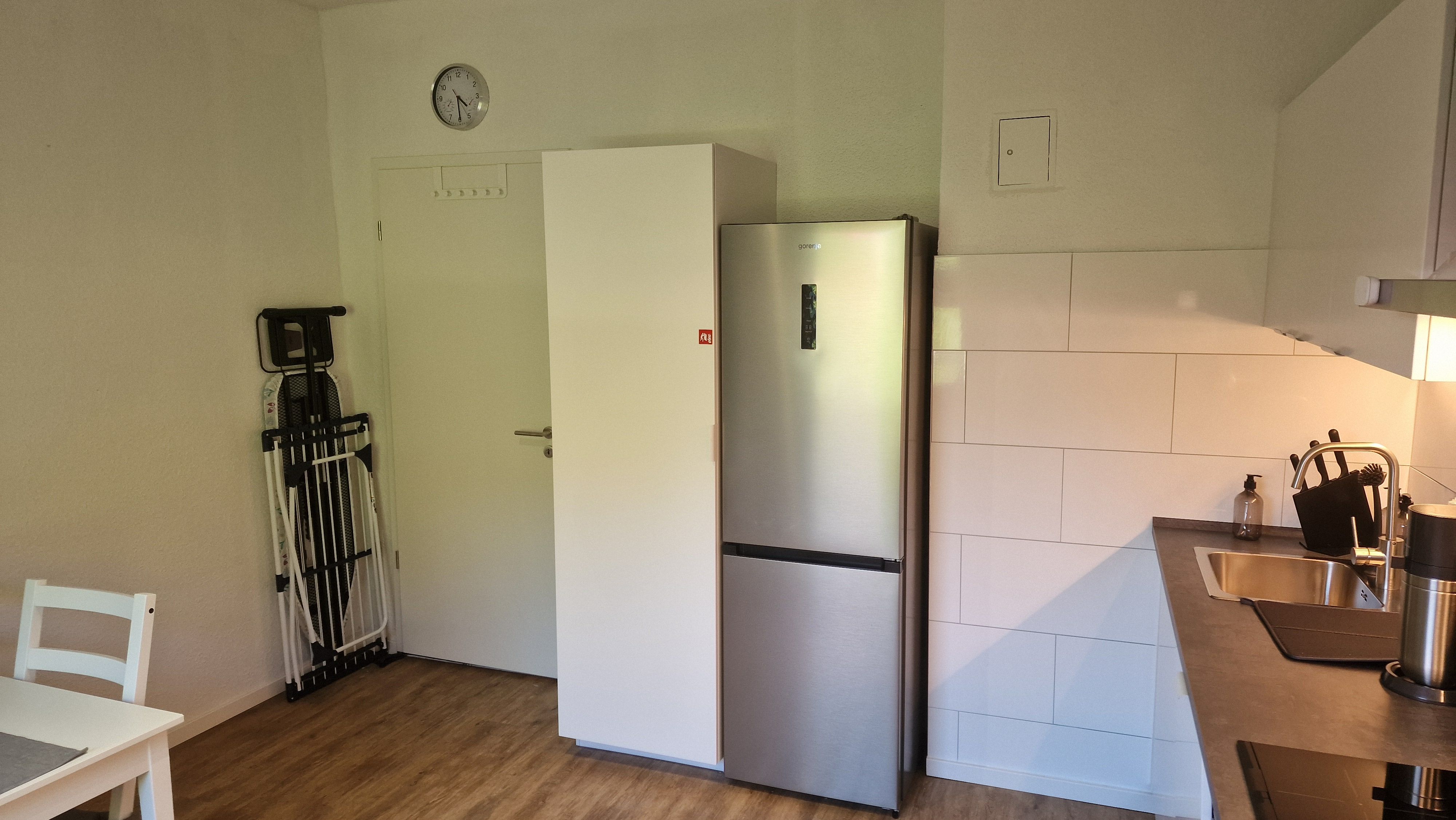 Elfriede2: Fantastic Renovated Quiet Apartment In GE For Rent - 4