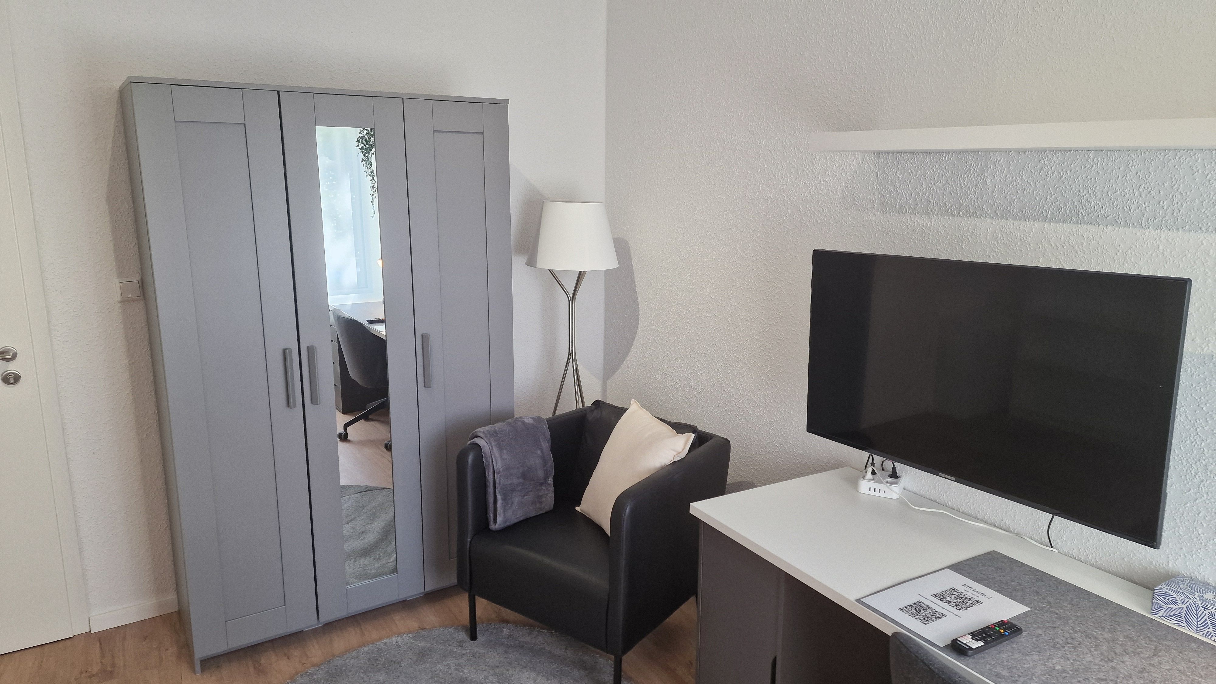 Elfriede2: Fantastic Renovated Quiet Apartment In GE For Rent - 11