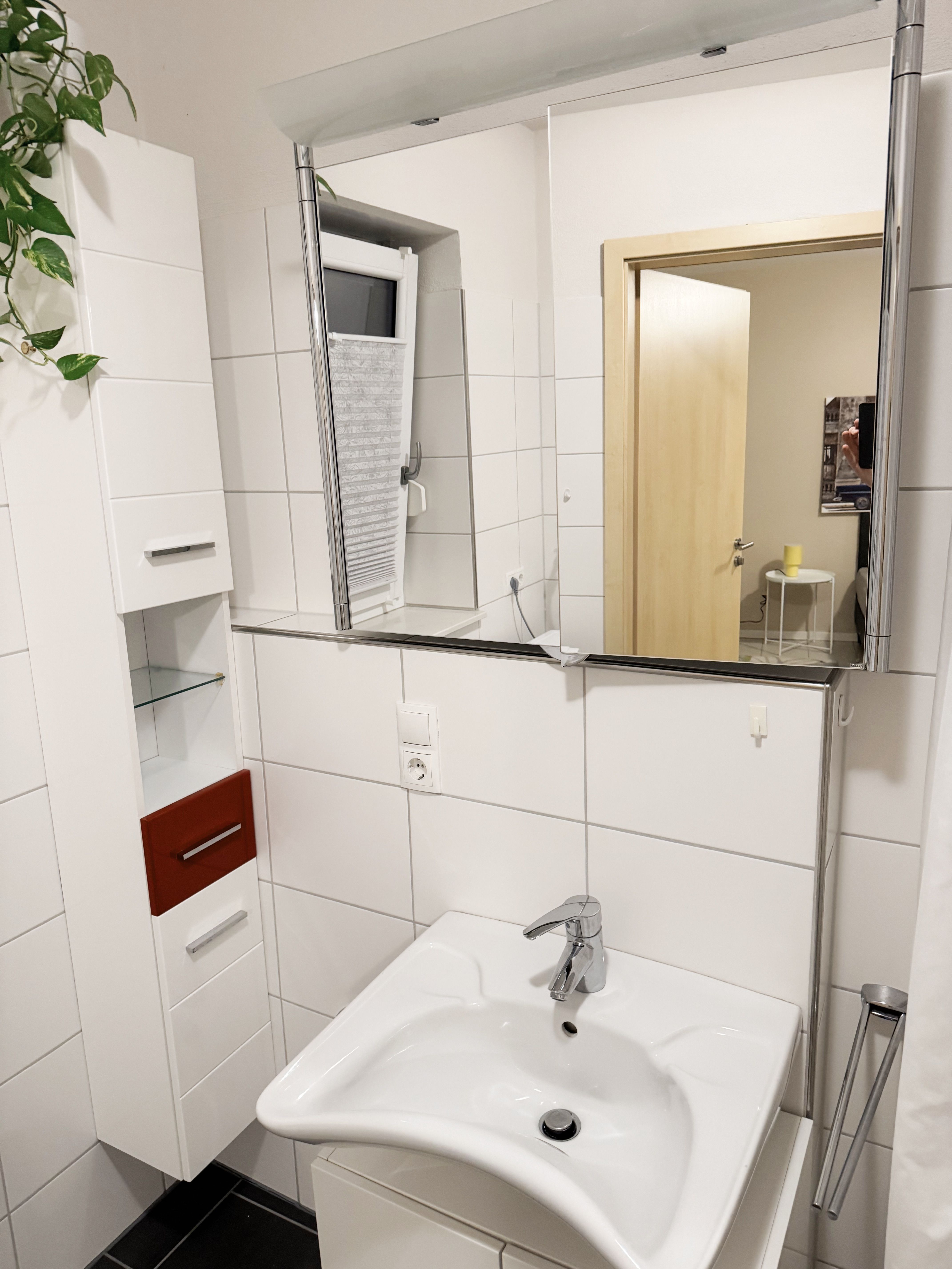 Wonderful Apartment With Balcony & Parking Space In Flonheim - 4