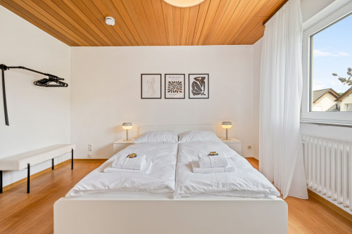 Zur Kirschblüte | bright, cozy, Netflix - Gallery - 12