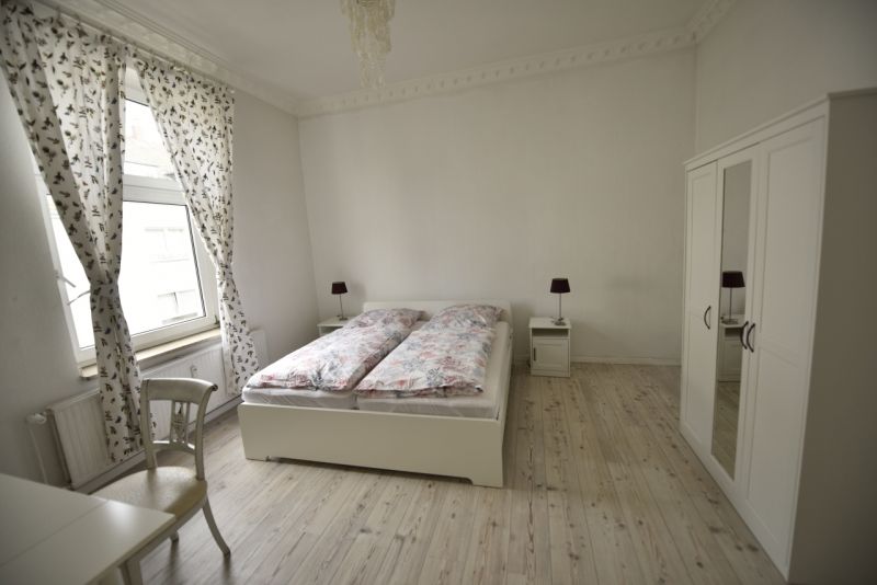 Charming Apartment In A Quiet Area - 5