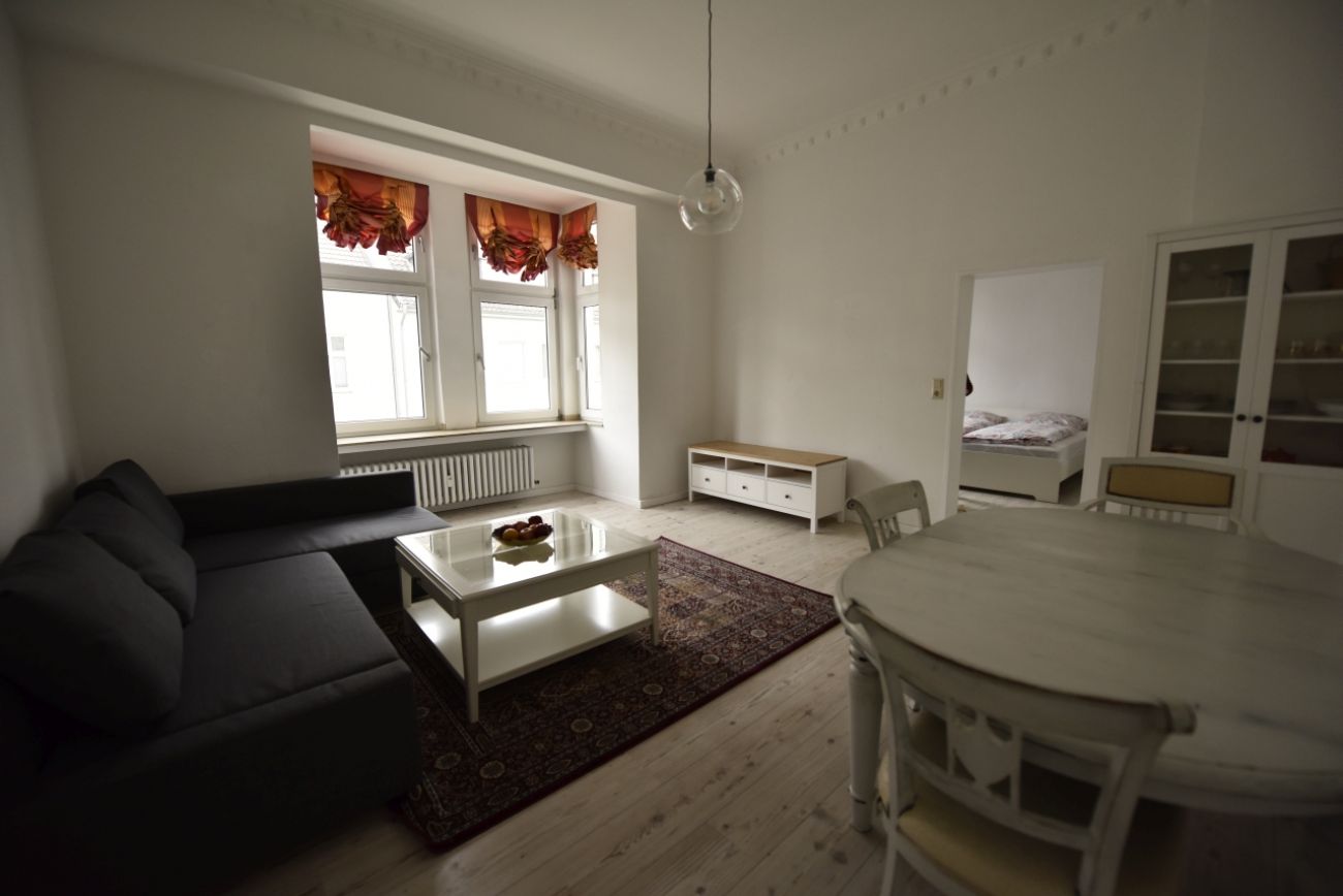 Charming Apartment In A Quiet Area - 3