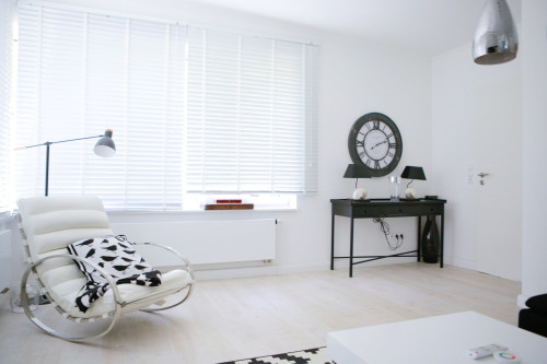 Temporary Furnished Design Apartment – Private Entrance, Sun Terrace, Close to the Lake - Gallery - 7