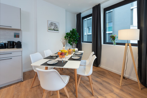 Modern city apartment by Kennedyplatz near station - Gallery - 6