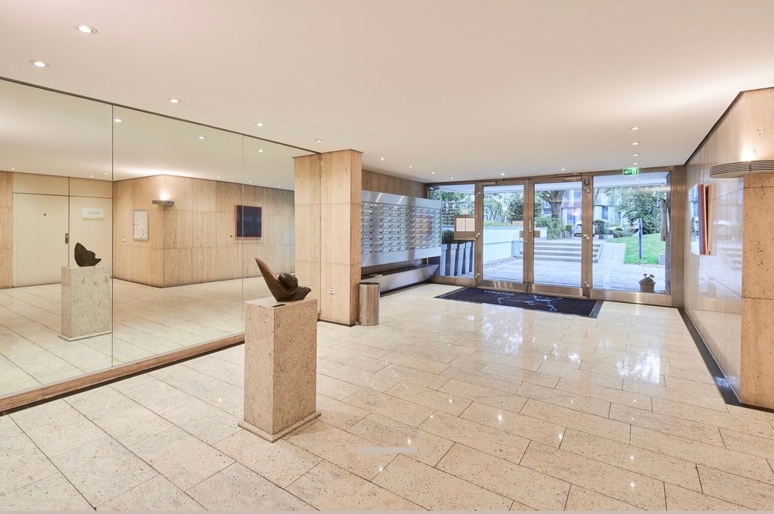 Ewly Renovated 1-Bedroom Apartment In Golzheim — Modern & Move-In Ready - 12
