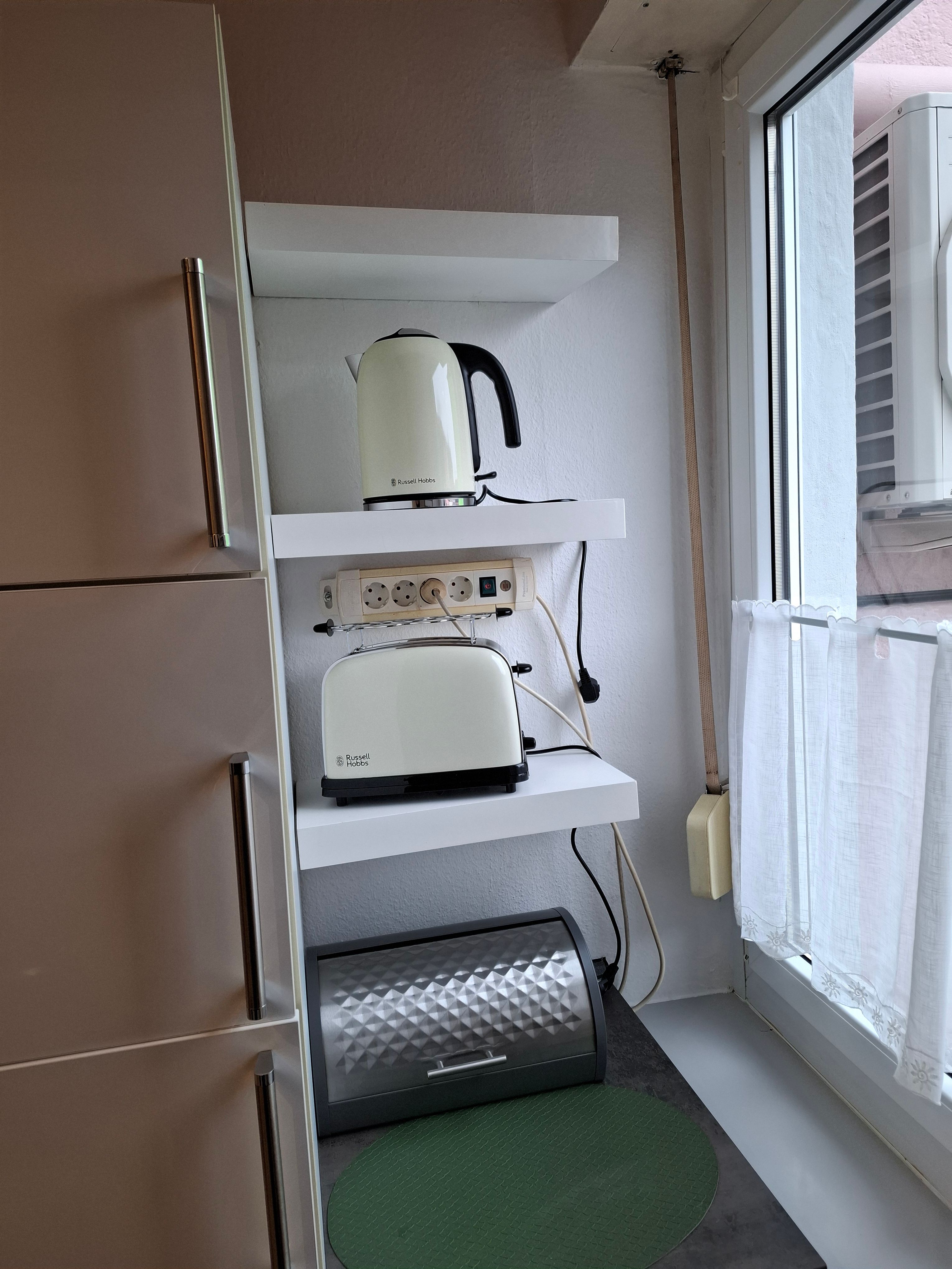 3-Room Apartment For 1-2 Staff | 2 Single Beds | Radolfzell - 4