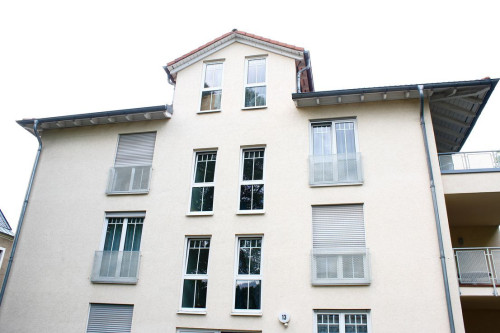 Bright 3-Room Apartment with Large Balcony in an Upscale Residential Area in Striesen - Gallery - 10