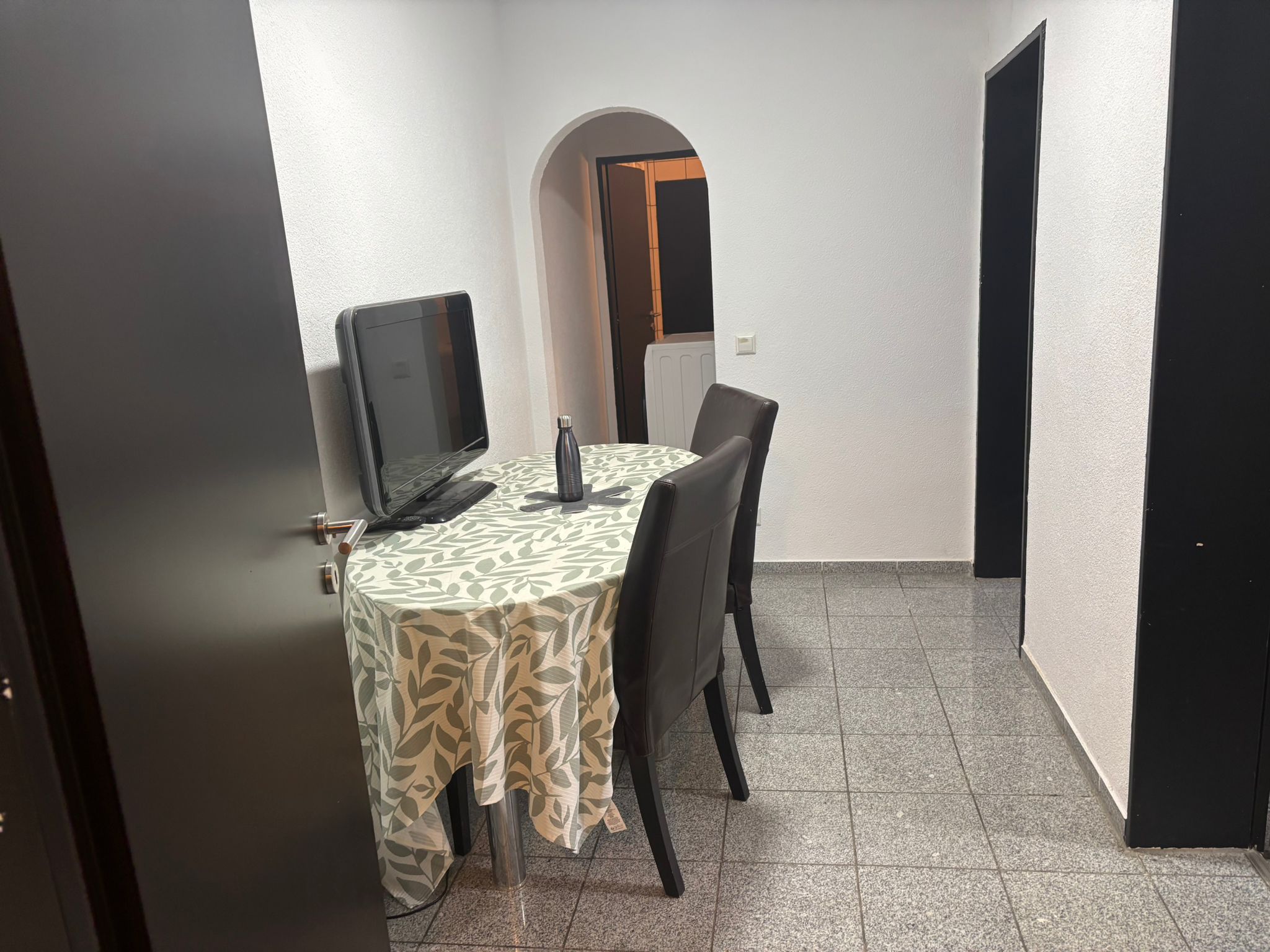 Bright, Spacious, 3-Room Apartment In Heilbronn Sontheim - 2