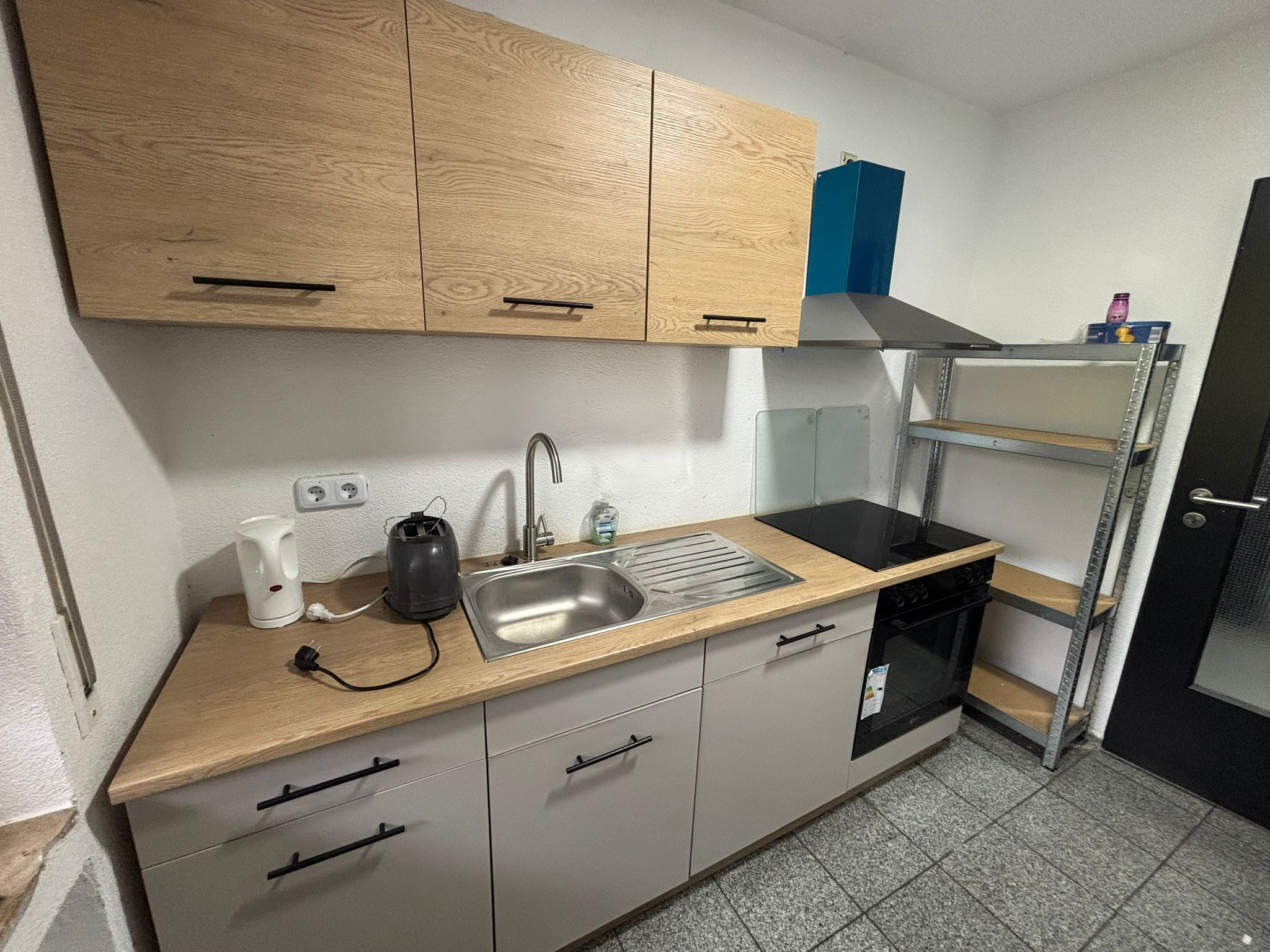 Bright, Spacious, 3-Room Apartment In Heilbronn Sontheim - 3