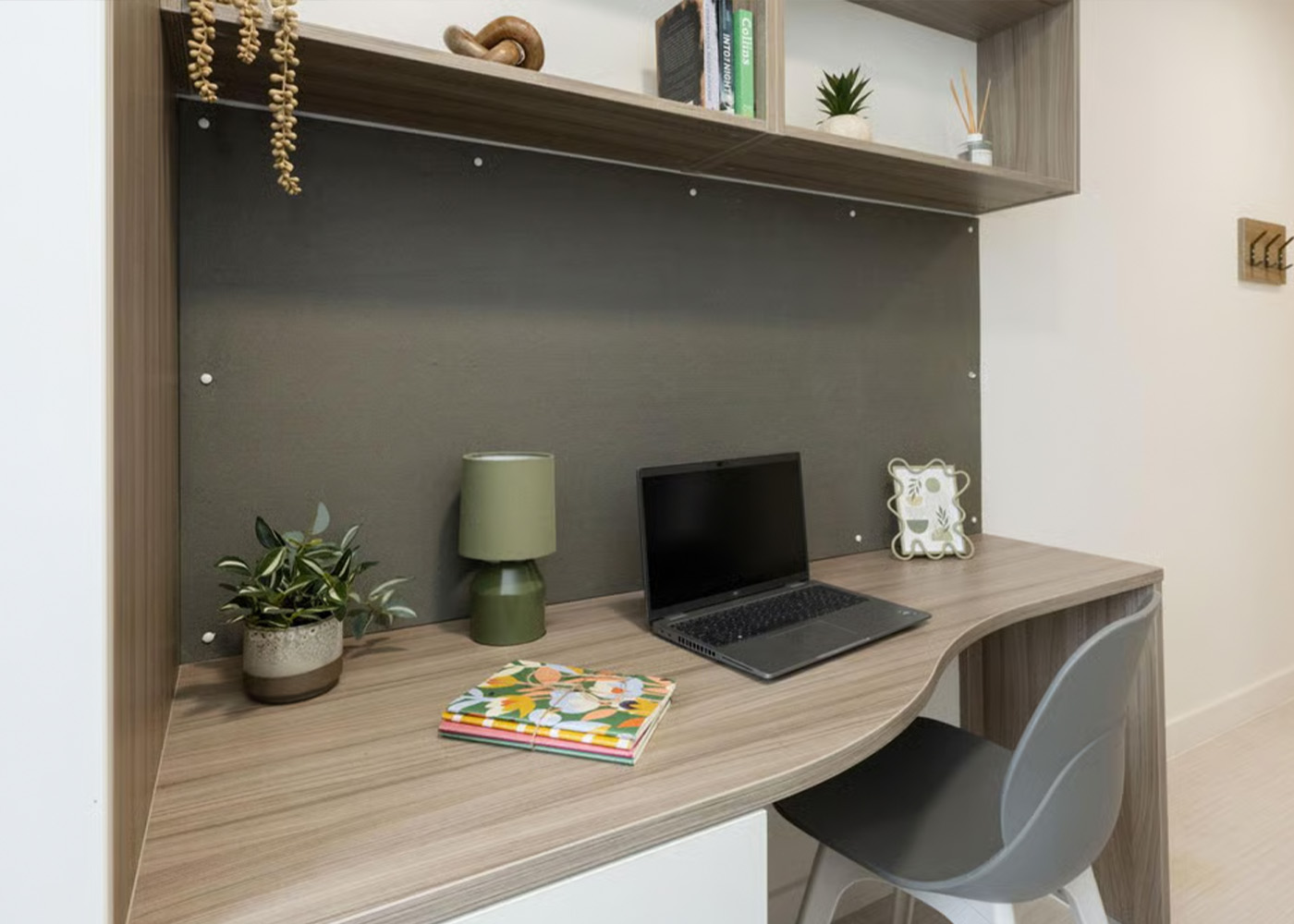Bronze Ensuite - 2