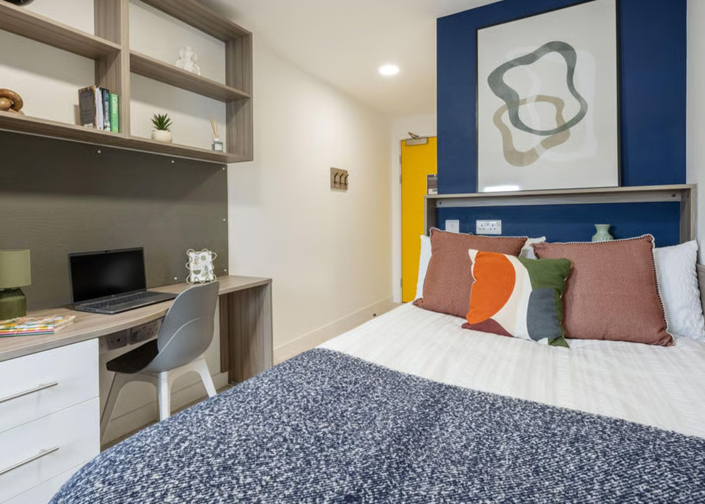 Bronze Sky View Ensuite - 1