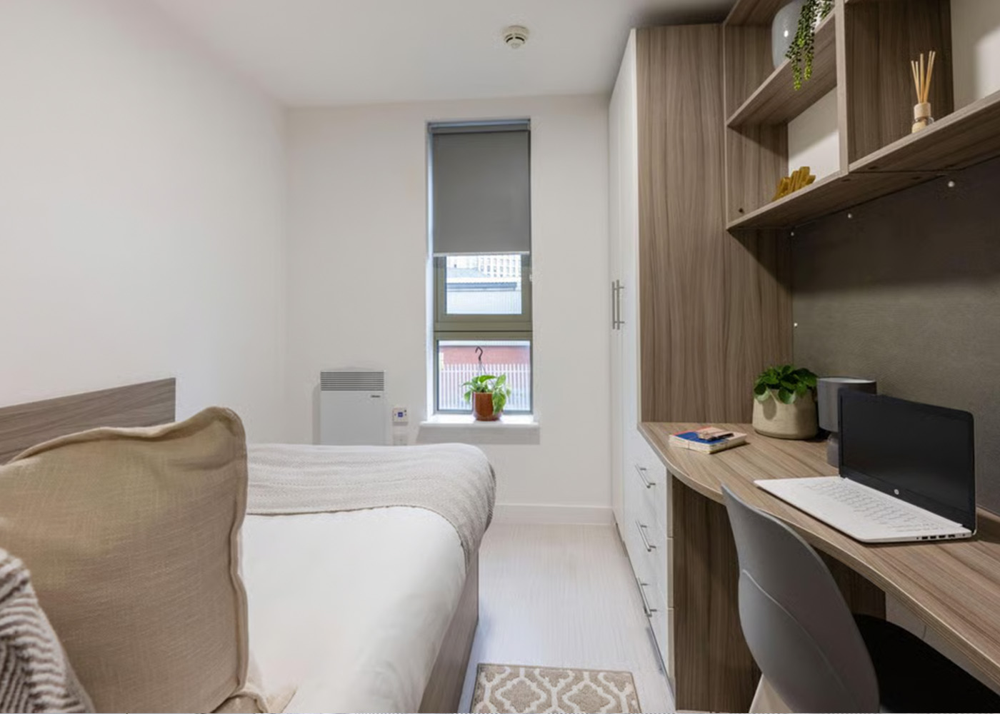 Silver Plus Ensuite - 2