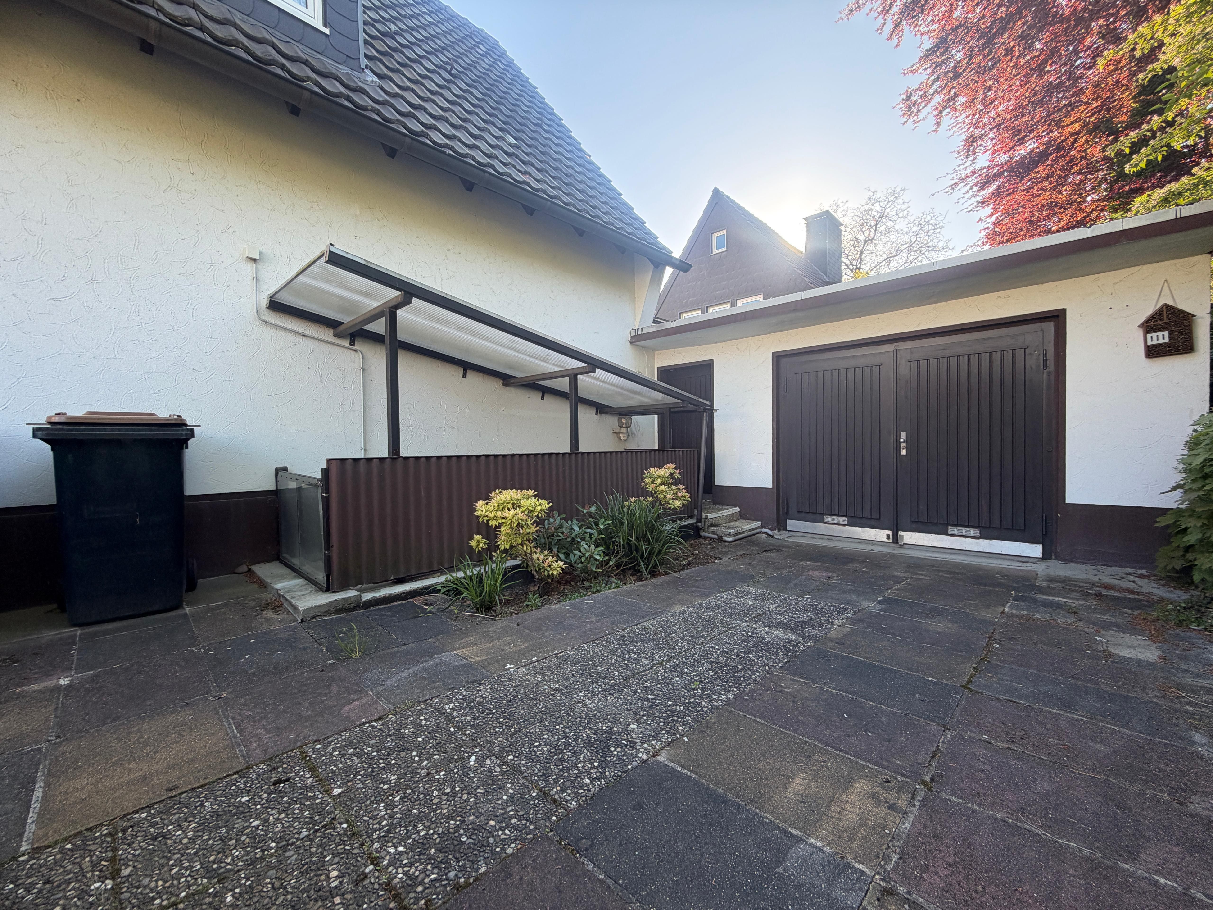 "Where Dreams Feel At Home" - Detach. Single-Family Home With Garden & Basement - 18