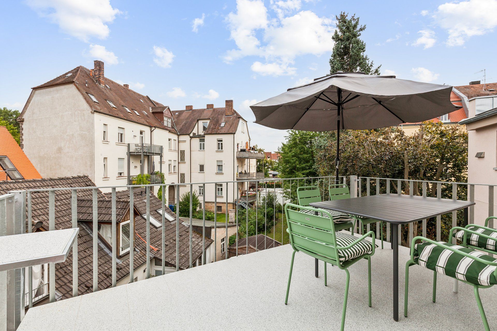 Spacious Apartment Close To The Center In Erlangen - 10