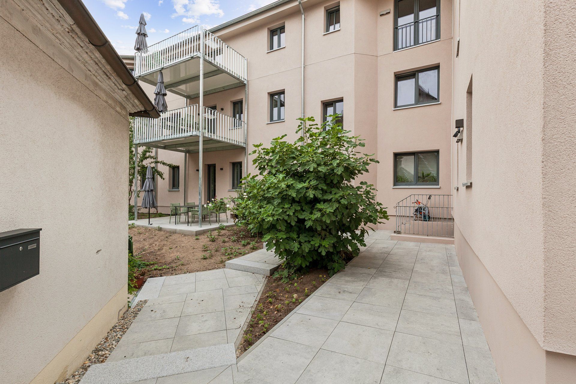 Spacious Apartment Close To The Center In Erlangen - 6