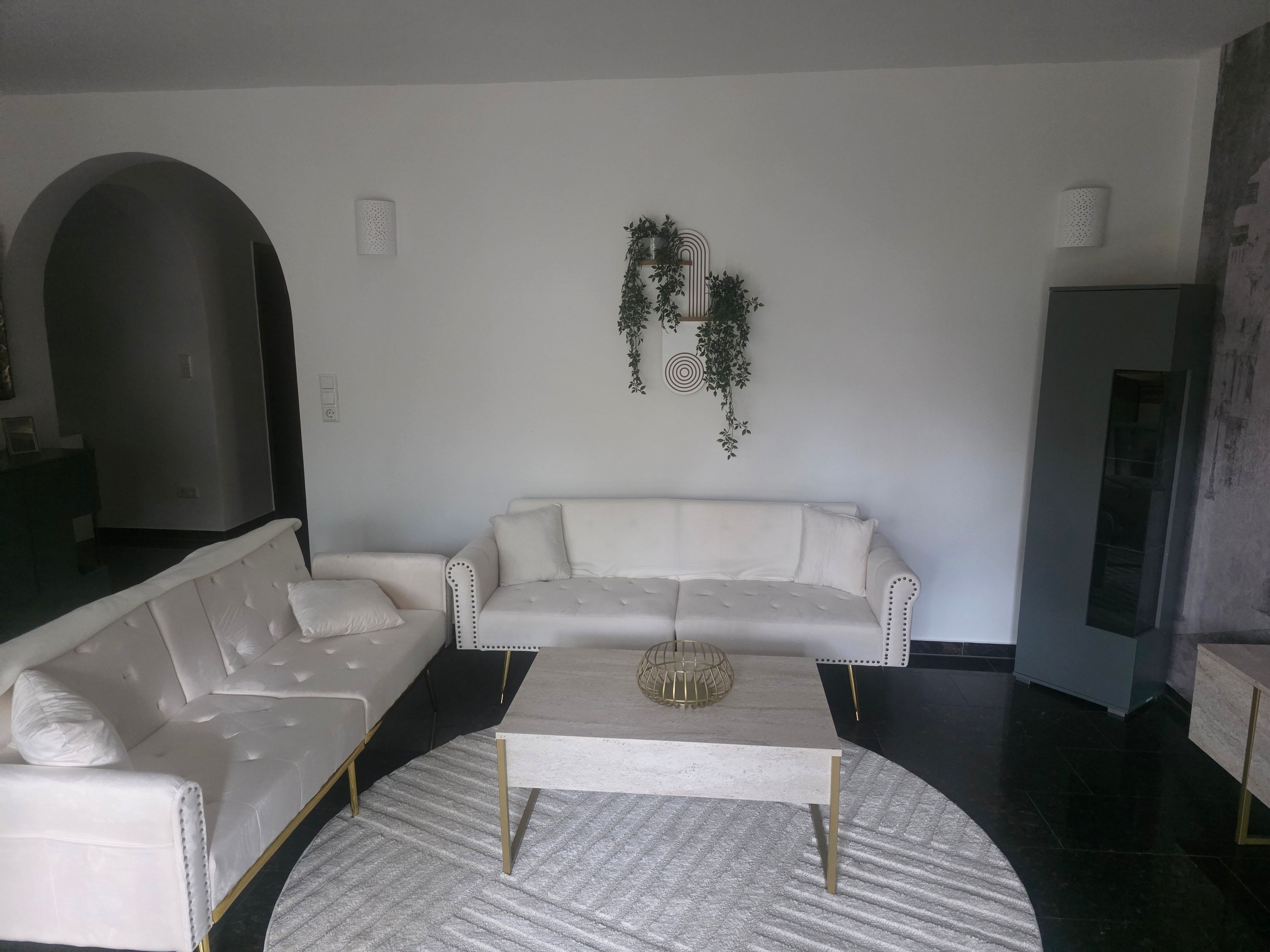 Perfect Home In Ludwigsburg With Terrace And Jacuzzi - 24