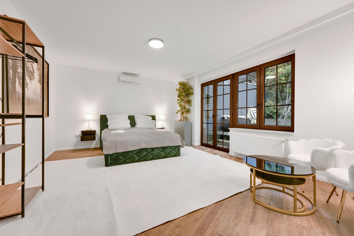 EC: Apartments: Palais Royal | 2 Bedrooms | Spacious 149 Sqm | Terrace | For 6 Guests - 21