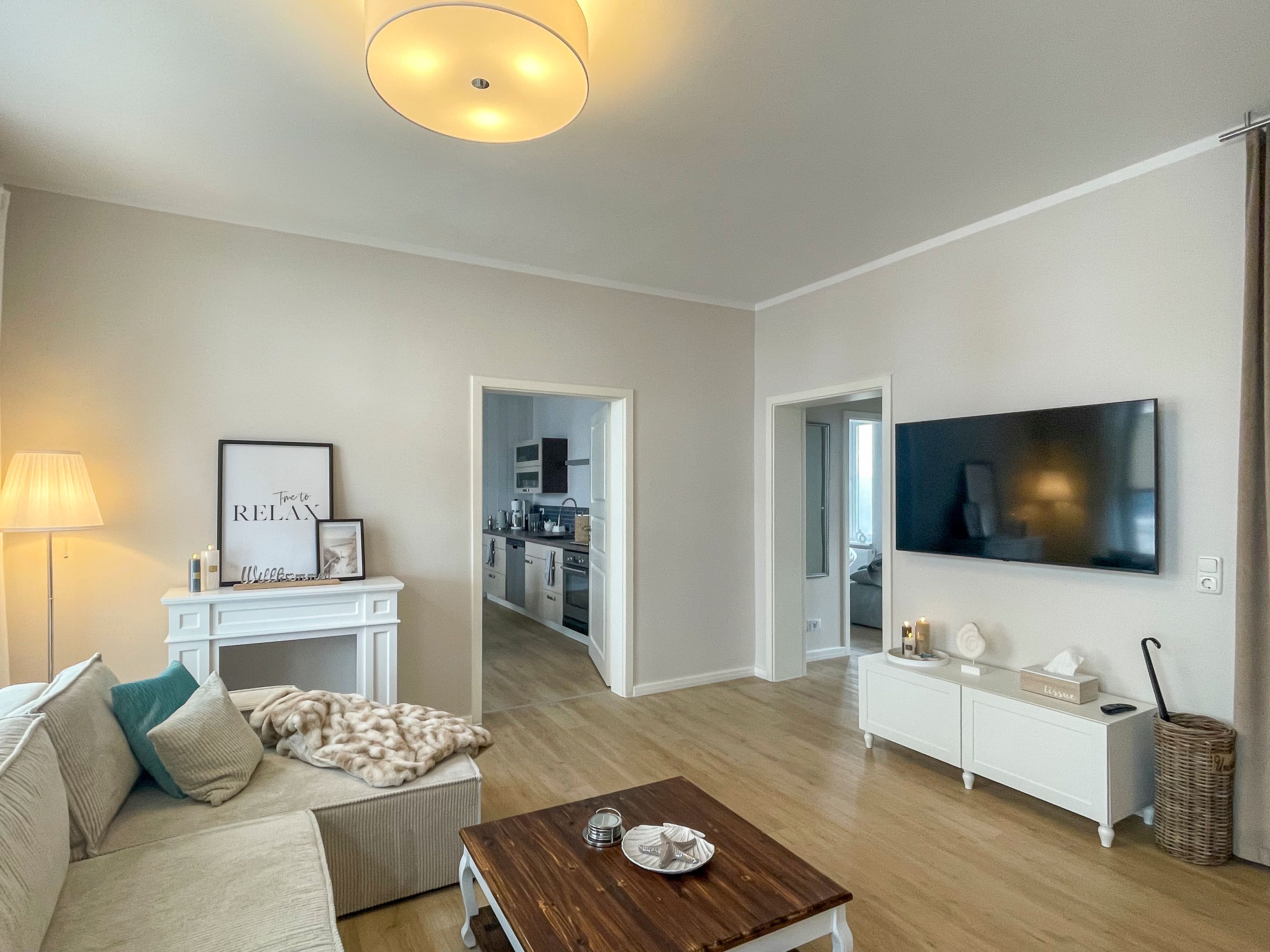 No. II: Central Apartment With Netflix & Disney - 10