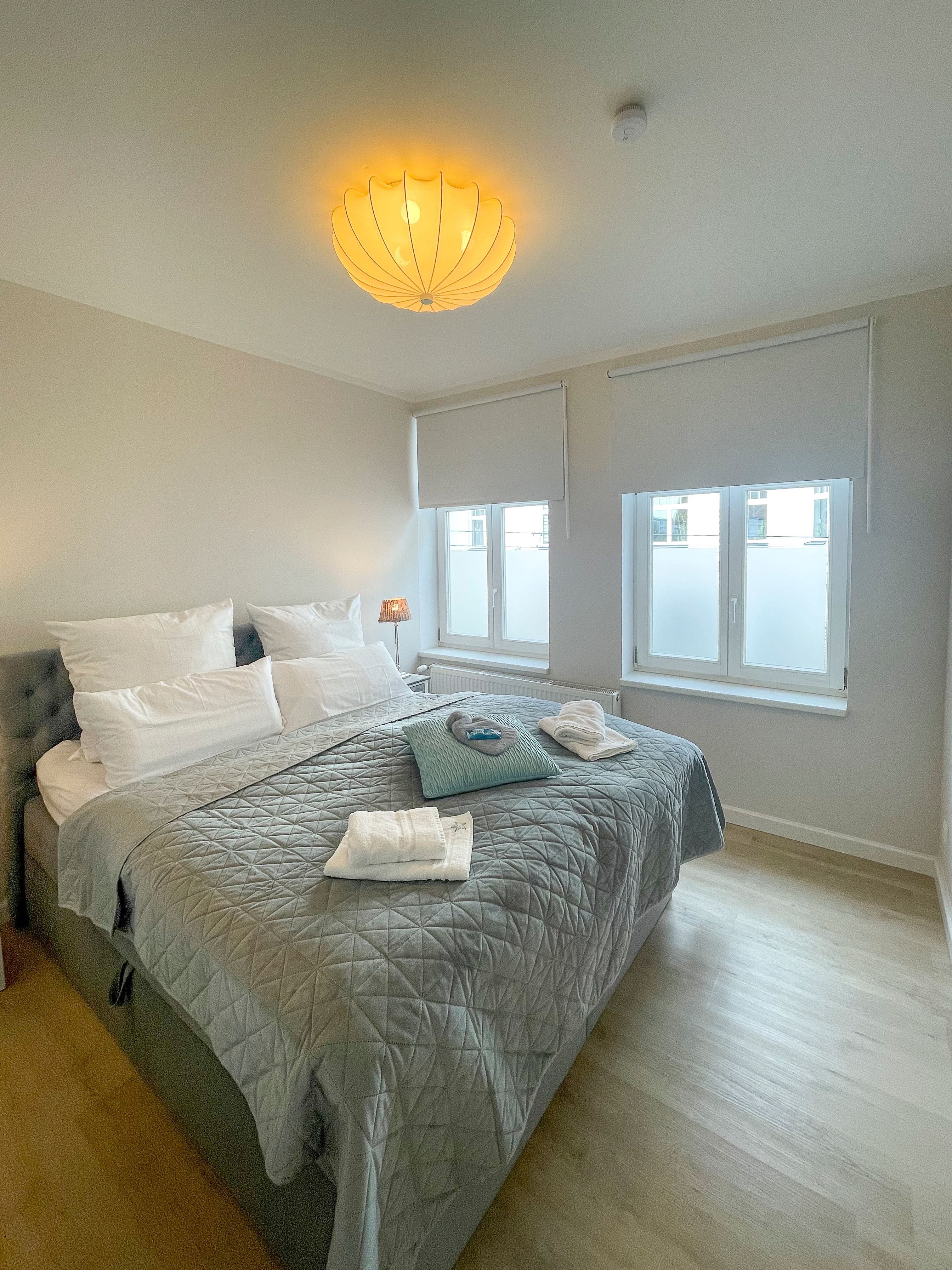 No. II: Central Apartment With Netflix & Disney - 2