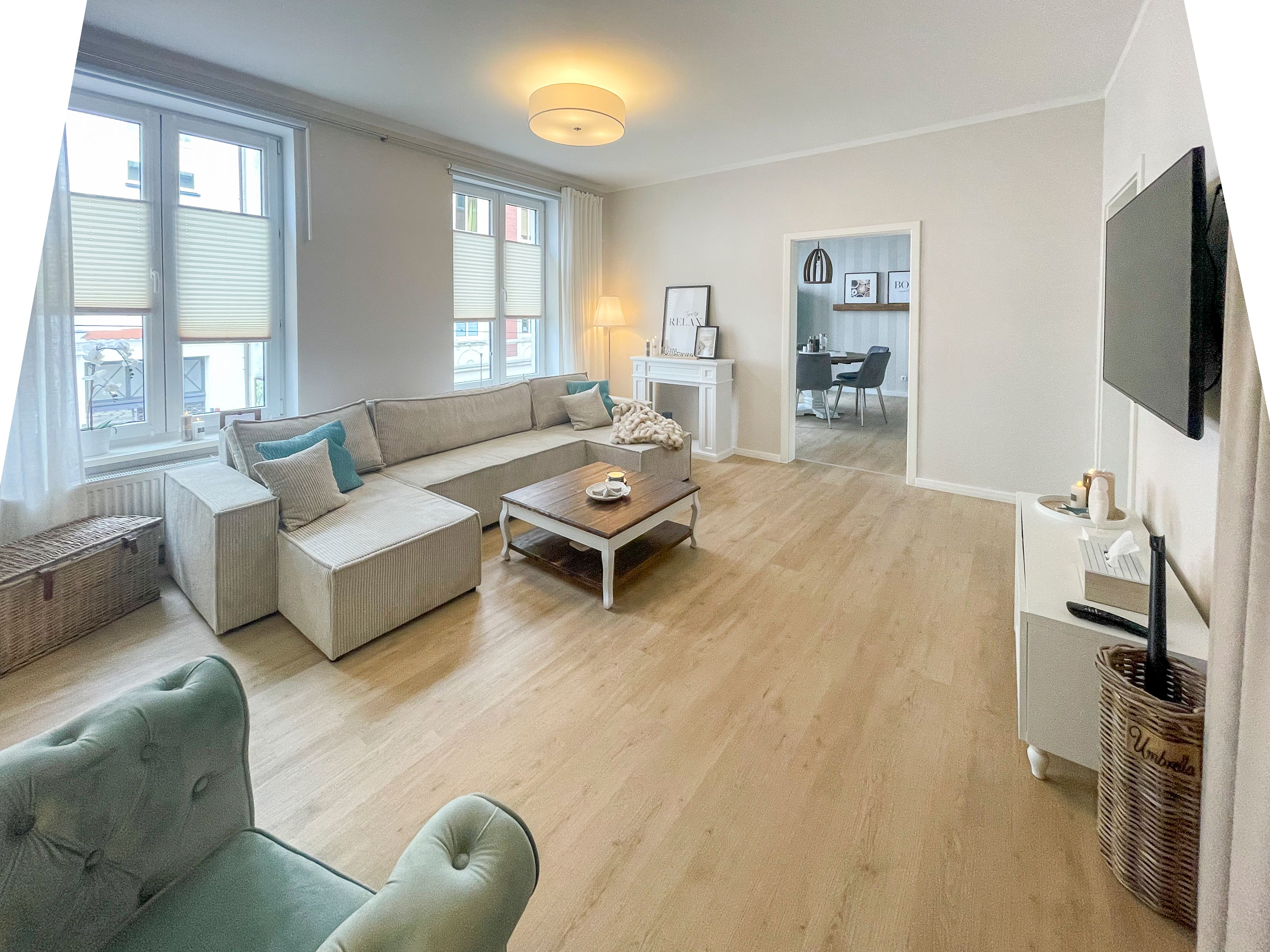 No. II: Central Apartment With Netflix & Disney - 11