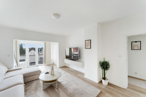 Spacious Design Apartment with Balcony | 100 sqm | between Cologne & Düsseldorf