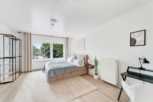 Spacious Design Apartment with Balcony | 100 sqm | between Cologne & Düsseldorf - Gallery - 9