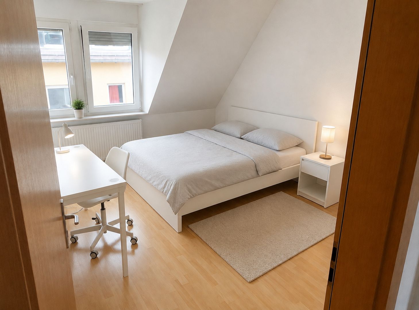 Spacious 4-Bedroom Apartment With Excellent Transport Connections In Nürnberg - 7