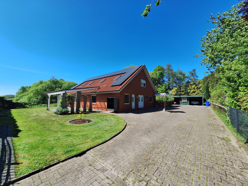 Cozy and large suite with balcony and view, directly between Cuxhaven and Bremerhaven (86sqm)