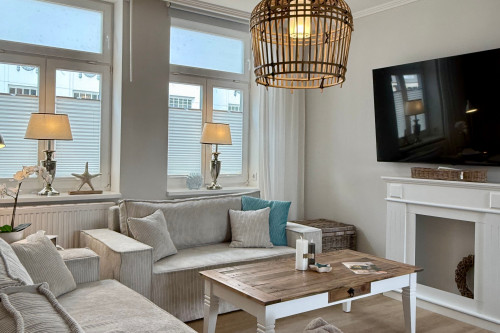 No. III: Maisonette with Balcony, Netflix/Disney - Gallery - 27
