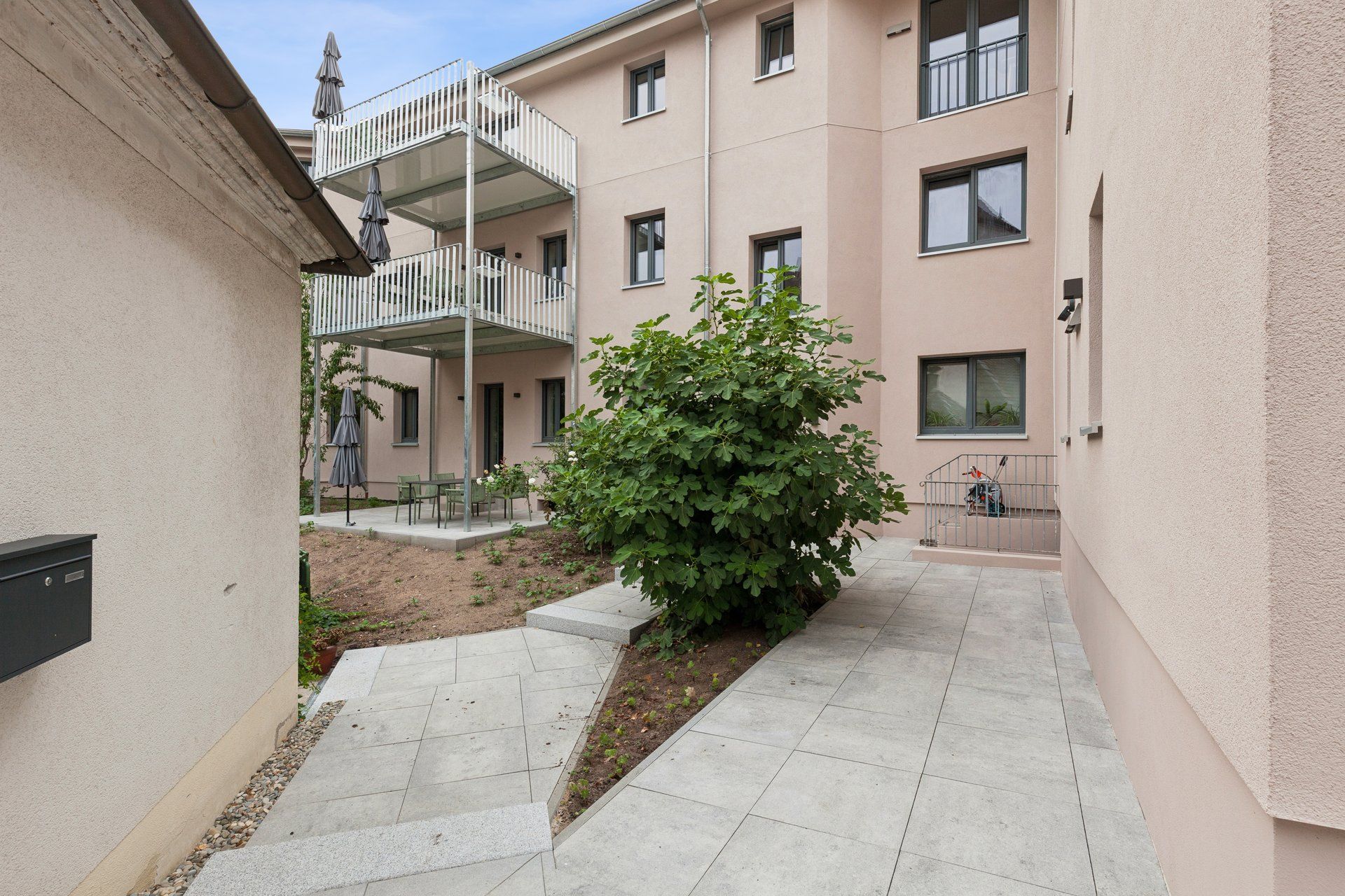 Spacious Apartment In Erlangen - 4